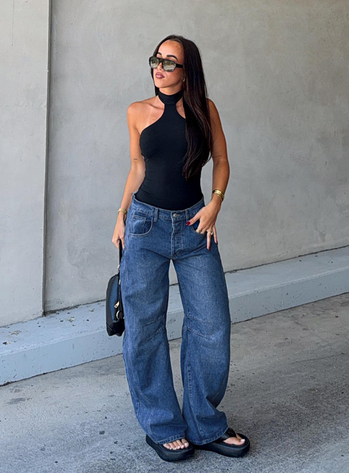 Normana Mid Rise Cropped Barrel Jeans Mid Blue Wash