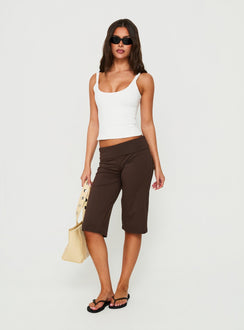 Showcasing the Laroy Folded Capri Pant Chocolate in womens regular pants with high-rise waist front view of model wearing
