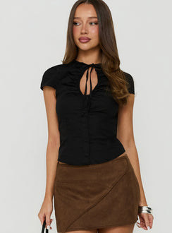 Anastazie Keyhole Top Black