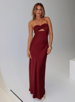 front view of model wearing Princess Polly Faviola Strapless Maxi Dress Burgundy Sweetheart Neckline 