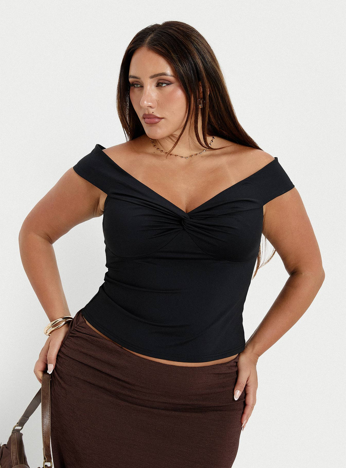 Maxeina Off Shoulder Twist Top Black Curve
