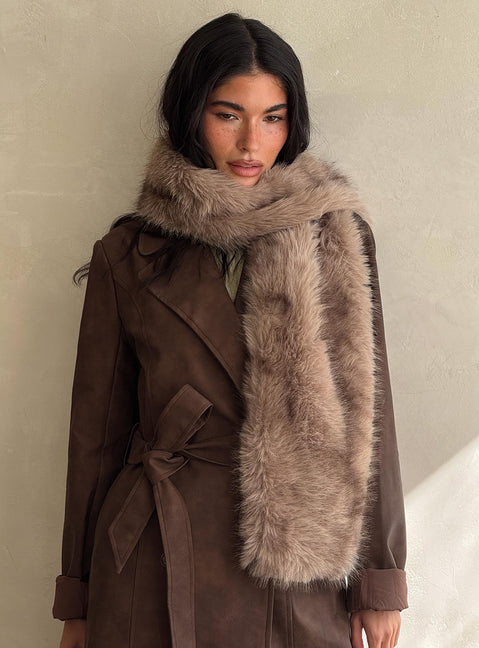Freeze Fluffy Scarf Brown