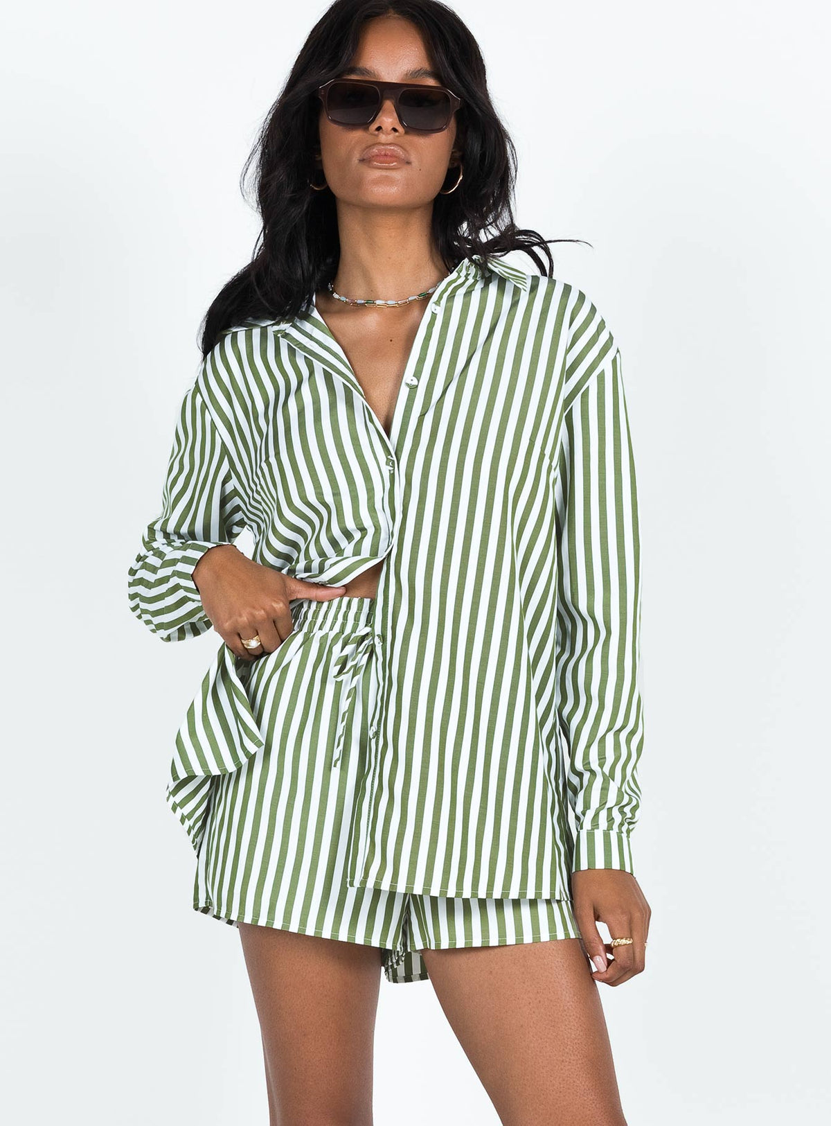 Matching set Striped print Classic collar Button front fastening Single-button cuff High waisted shorts  Drawstring waistband