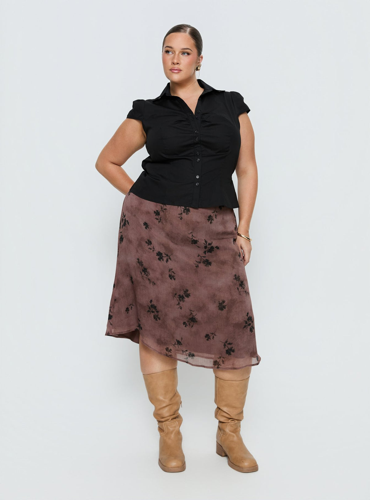   front view of model wearing Princess Polly Moses Midi Skirt Multi Curve Midi Skirts Skirts 