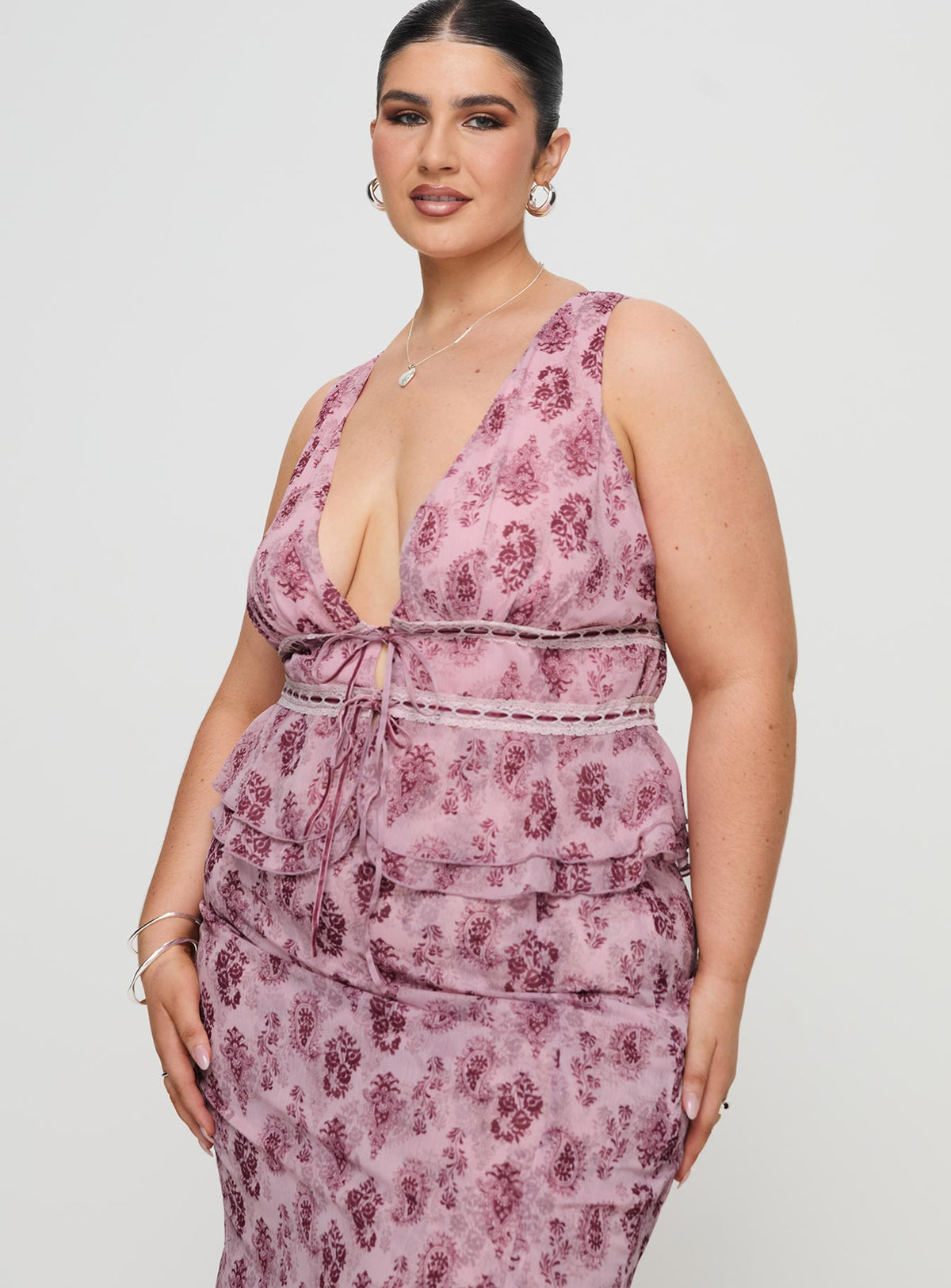 back view of model wearing Princess Polly Nikolise Top Purple Curve Sleeveless Plunger 