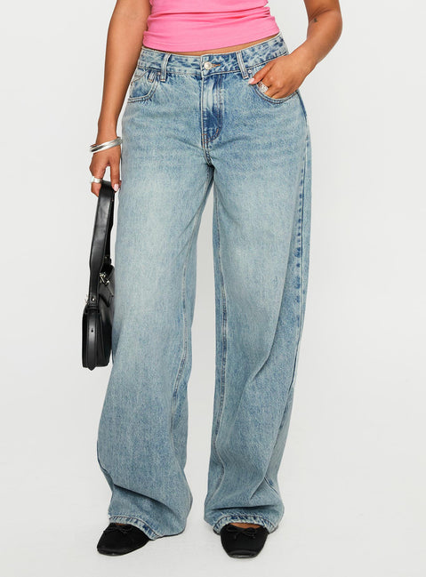 front view of model wearing Princess Polly Edge Of Town Mid Rise Straight Leg Jeans Vintage Blue Mid Rise Jeans Jeans 
