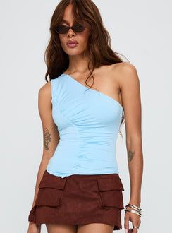 side view of model wearing Princess Polly Impulse Ruched One Shoulder Top Blue Sleeveless Asymmetric Neckline 