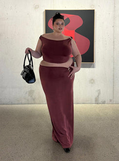   front view of model wearing Princess Polly Whiley Maxi Skirt Mauve Curve Maxi Skirts Skirts 