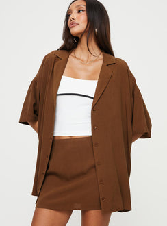 Front view of model wearing  front Princess Polly Full Sleeves Square Neck  Caraliia Shirt Brown