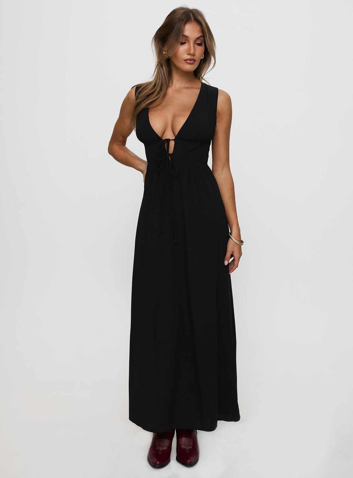 front view of model wearing Princess Polly Pokey Maxi Dress Black Plunger 