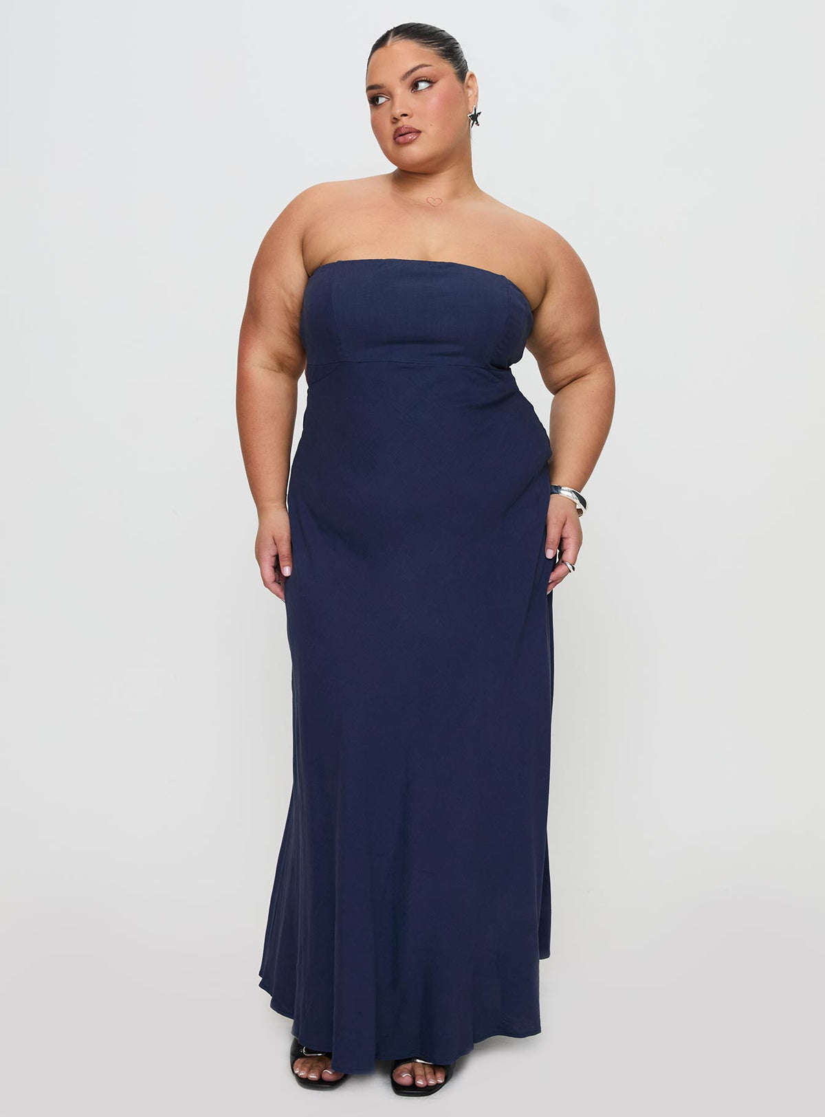 front view of model wearing Princess Polly Yahir Strapless Maxi Dress Navy Curve Straight Neck 