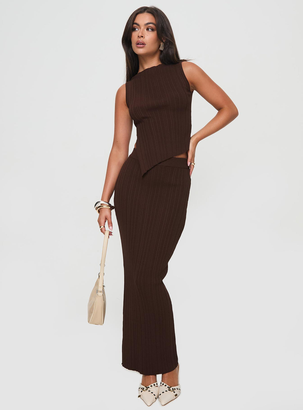Matching set Ribbed material, high neckline, asymmetric hem, elasticated waist Good stretch, unlined