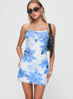 front view of model wearing Princess Polly Kellers Mini Dress White / Floral Square Neck 