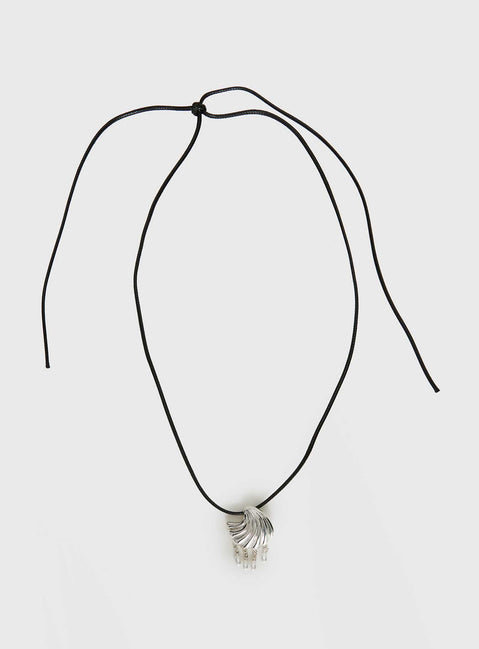 Sun Still Shines Shell Necklace Silver