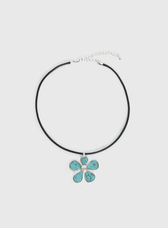 Cuteness Flower Pendant Necklace Black / Blue