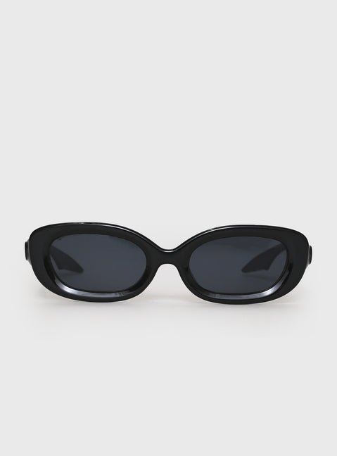 Nehemiah Sunglasses Black