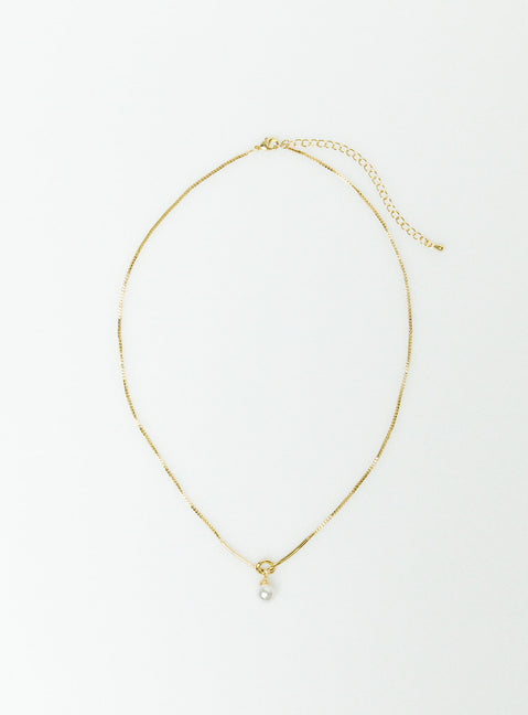 Necklace Gold toned Lobster clasp fastening Pearl drop charm