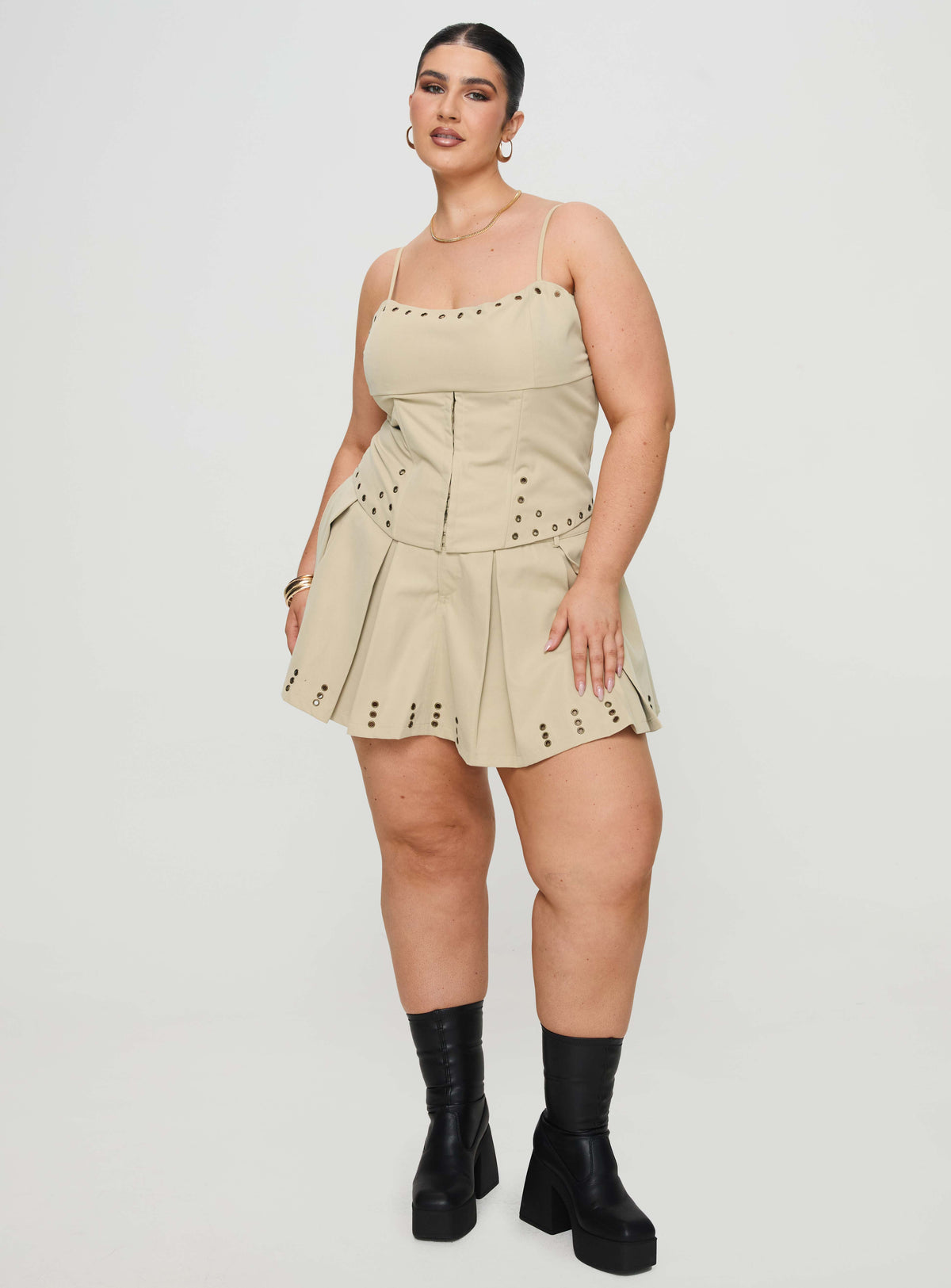 back view of model wearing Princess Polly Alinzia Eyelet Corset Top Beige Curve Sleeveless Square Neck 