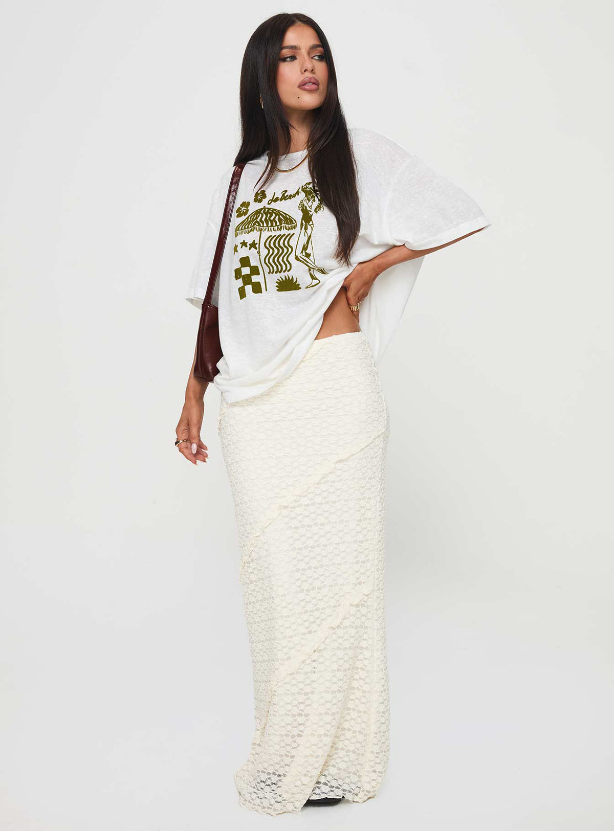 side view of model wearing Princess Polly Nozomi Tee White Half Sleeves Crew Neck 