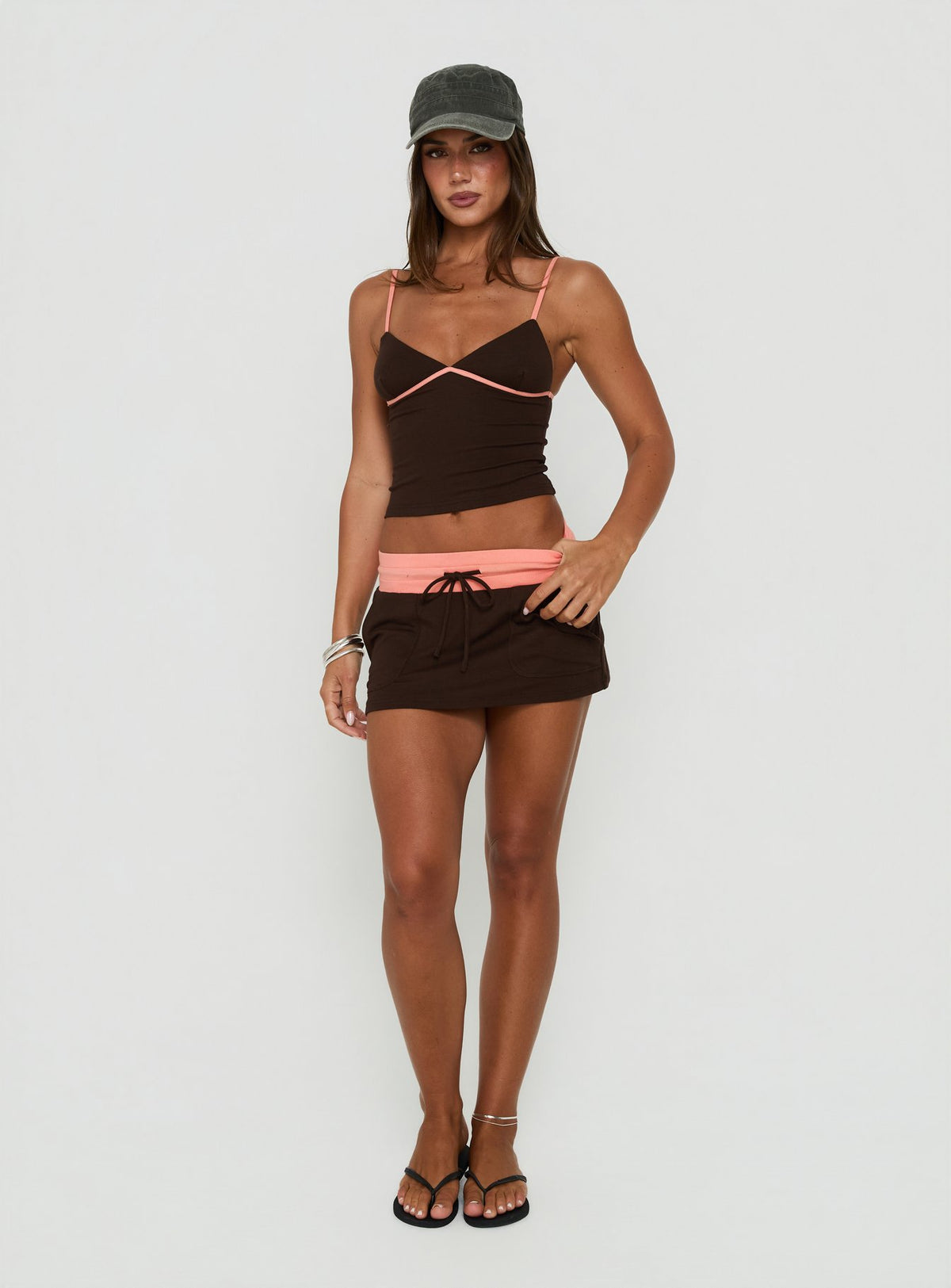 Janaye V Neck Tank Brown / Coral