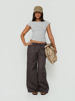 Showcasing the Toren Drawstring Straight Leg Pants Charcoal in womens regular pants with high-rise front view of model wearing Princess Polly
