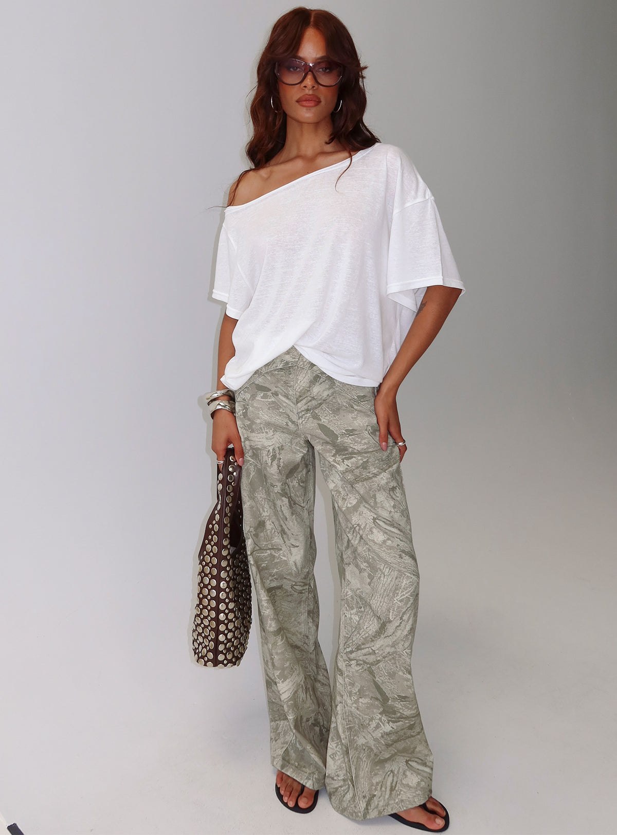 Winny Off Shoulder Tee White