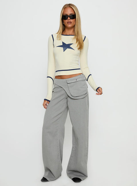 Starshot Long Sleeve Graphic Top Cream