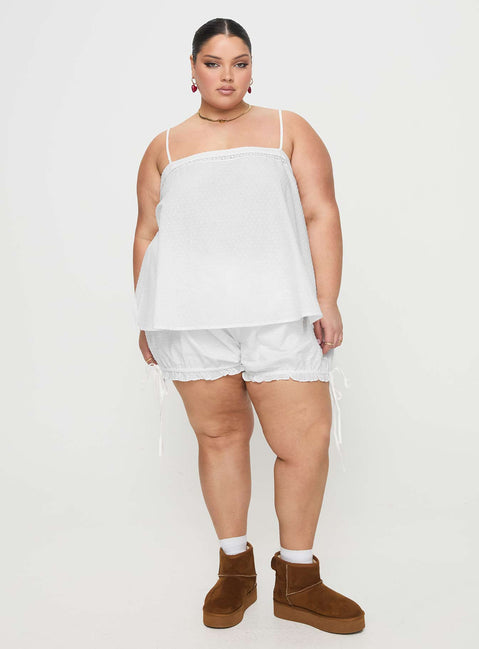 Invisible String Sleep Top White Curve