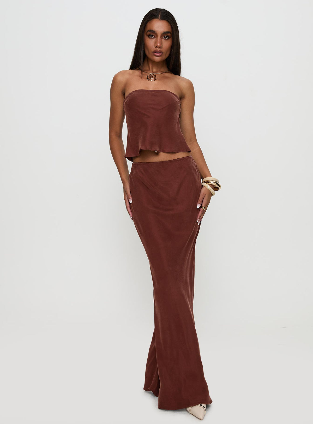 front view of model wearing Princess Polly Lucelia Strapless Top Brown Sleeveless straight 