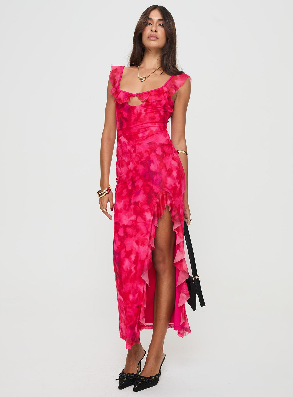 front view of model wearing Princess Polly Ceri Maxi Dress Pink Sweetheart Neckline 