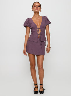 front view of model wearing Princess Polly Wilhelmina Blouse Top Mauve Short Sleeves Plunger 
