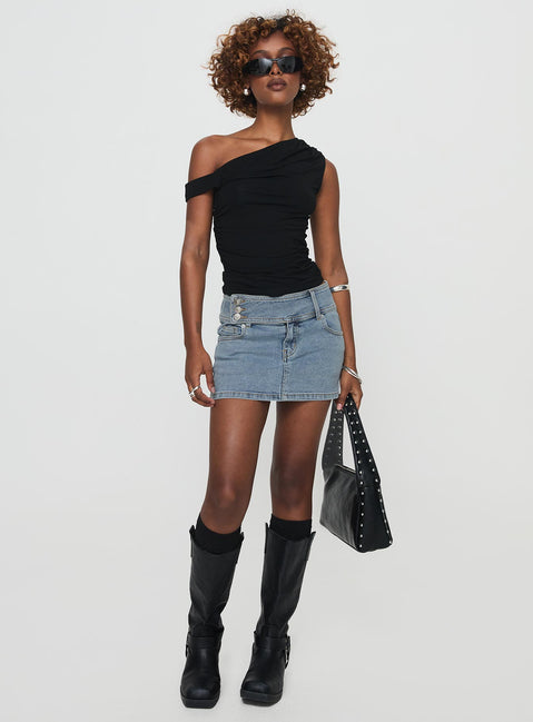   front view of model wearing Princess Polly Brinkman Mini Skirt Light Wash Denim Mini Skirts Skirts 