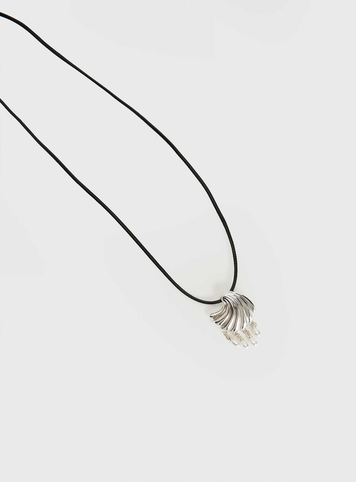 Sun Still Shines Shell Necklace Silver