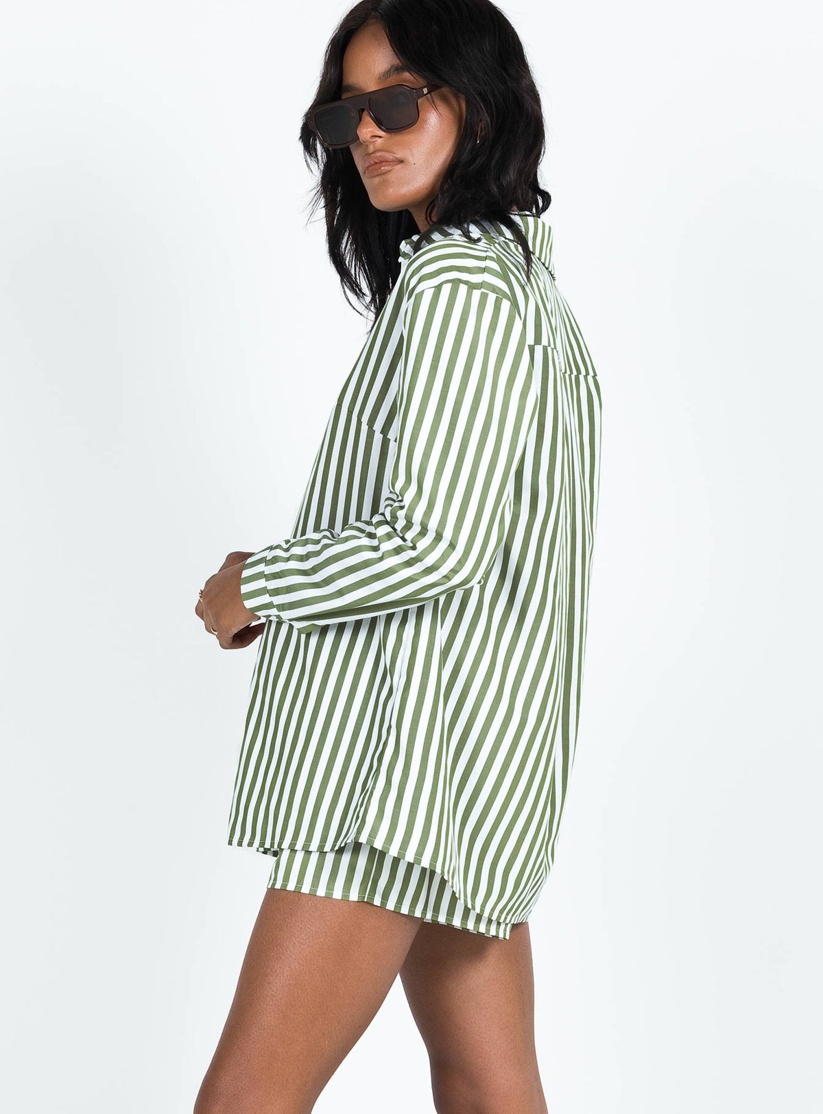 Matching set Striped print Classic collar Button front fastening Single-button cuff High waisted shorts  Drawstring waistband
