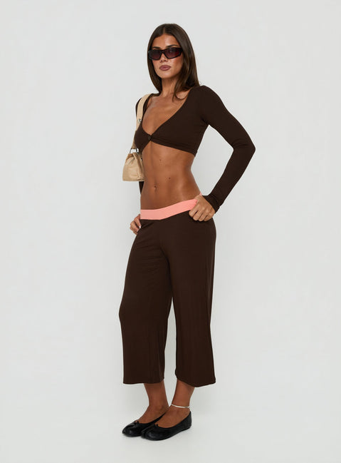 Kassey Gaucho Shorts Coral / Brown