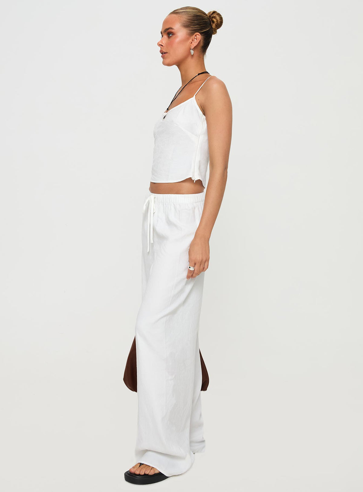 Top and pant set white Camisole top, adjustable straps, invisible zip fastening, relaxed fit, elasticated