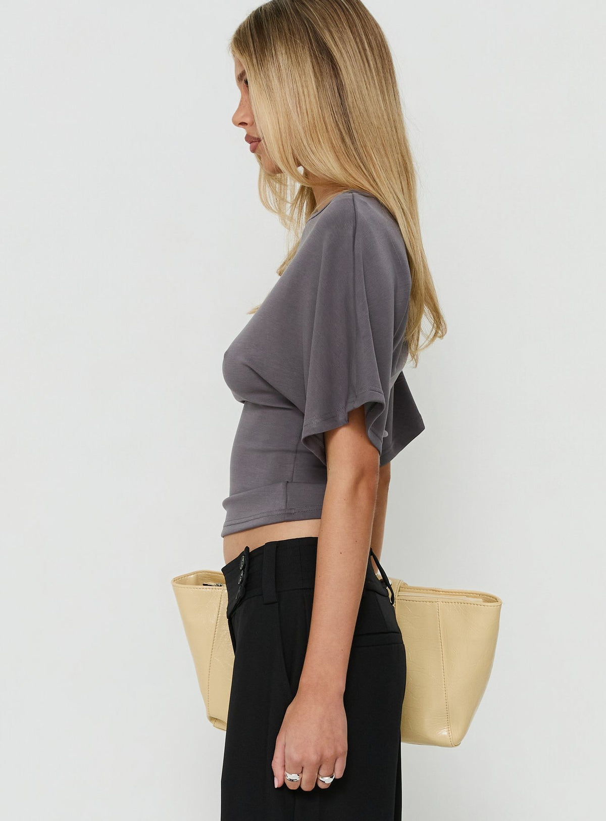Arazia Cinched Short Sleeve Top Charcoal