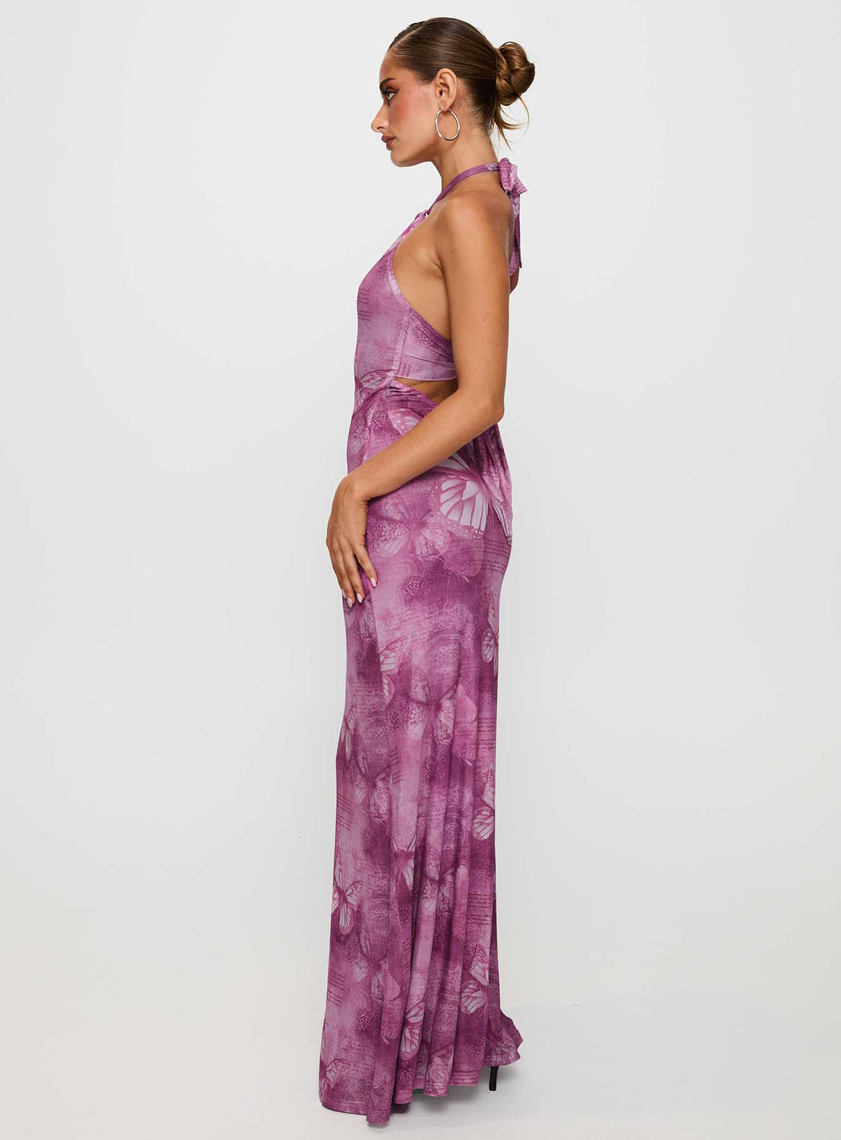 side view of model wearing Princess Polly Nathaleia Halter Maxi Dress Purple Asymmetric Neckline 