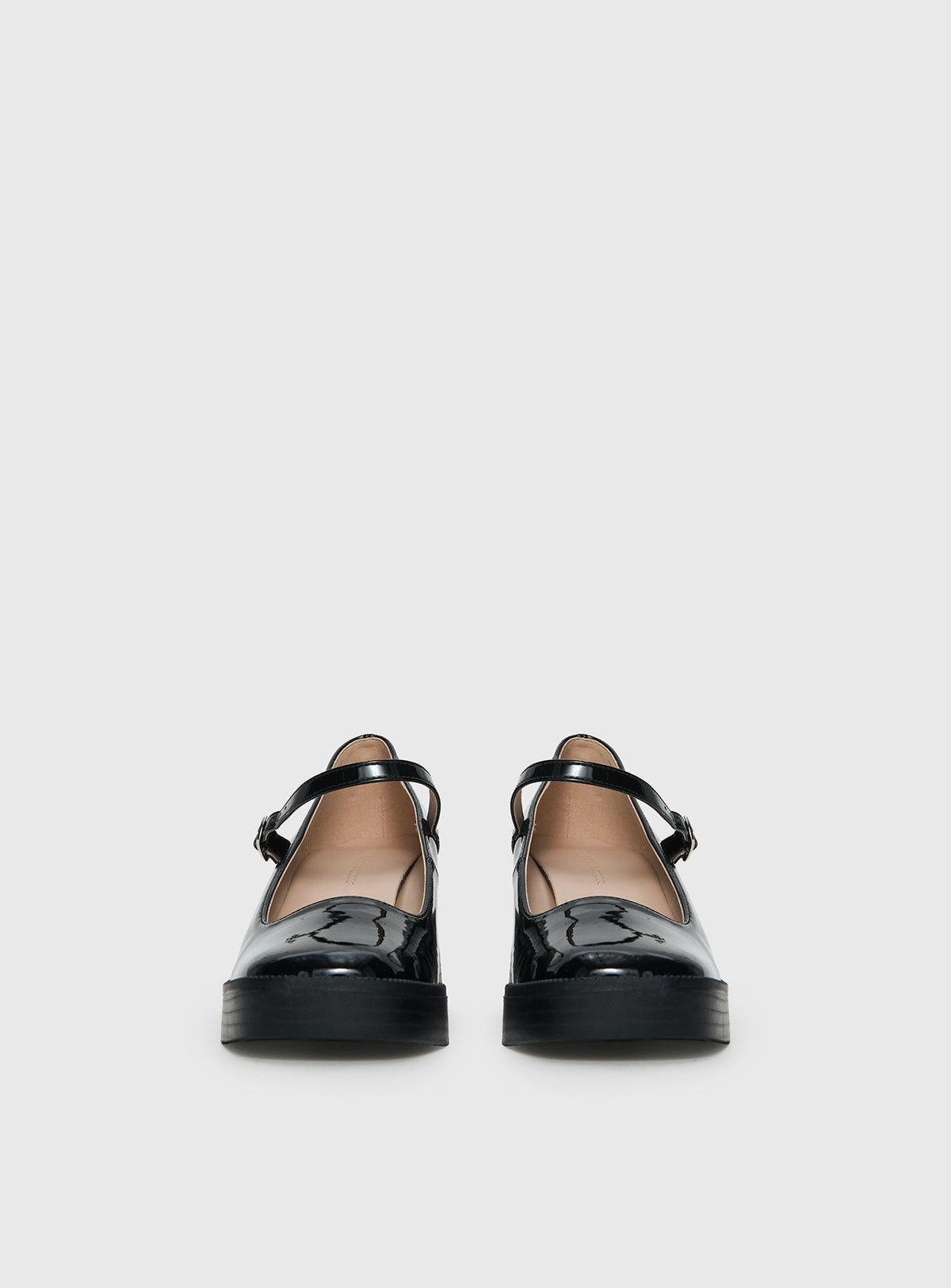 Regie Heels Black