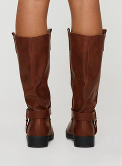 Western boots Calf height, buckle detail, rounded toe, small block heel