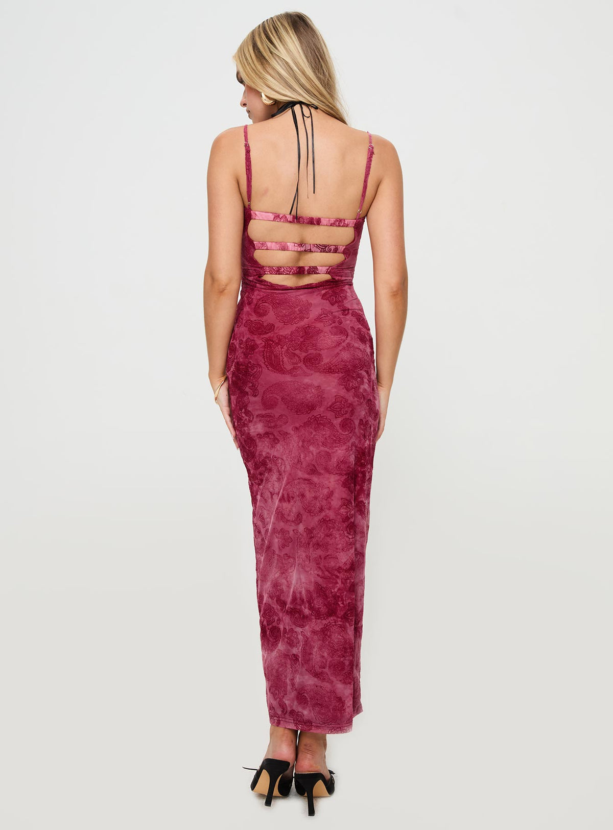 back view of model wearing Princess Polly Orla Paisley Maxi Dress Burgundy Sweetheart Neckline 