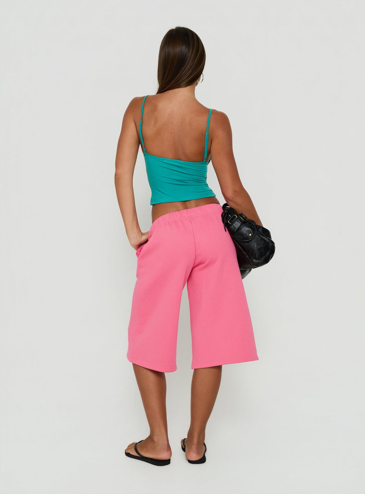 Tynen Baggy Longline Sweatshorts Pink