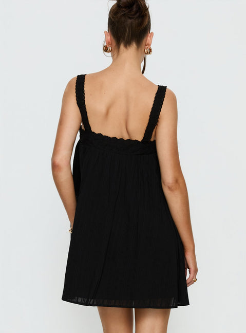 Reason To Stay Lace Trim Floaty Mini Dress Black