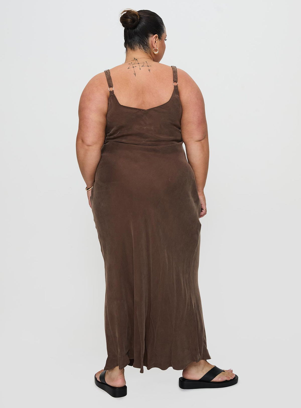 back view of model wearing Princess Polly Laurette Maxi Dress Brown Curve Plunger 