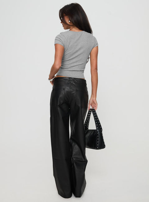 back view of model wearing Princess Polly Top Model Jean Onyx Pants 