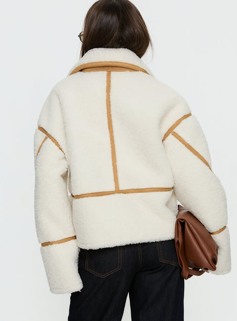 Briane Contrast Teddy Jacket White