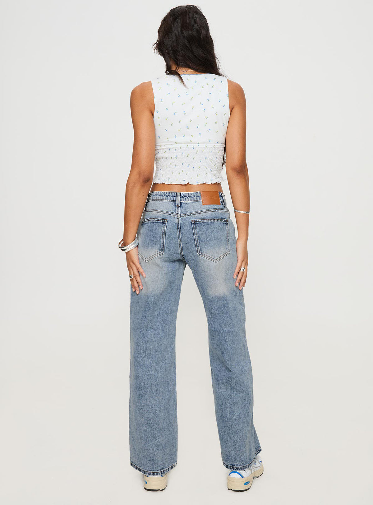 Ronine Low Rise Wide Leg Jeans Light Wash Low Rise Jeans Jeans 