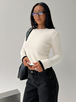 side view of model wearing Princess Polly Keree Lightweight Knit Sweater Cream cropped Jumpers 