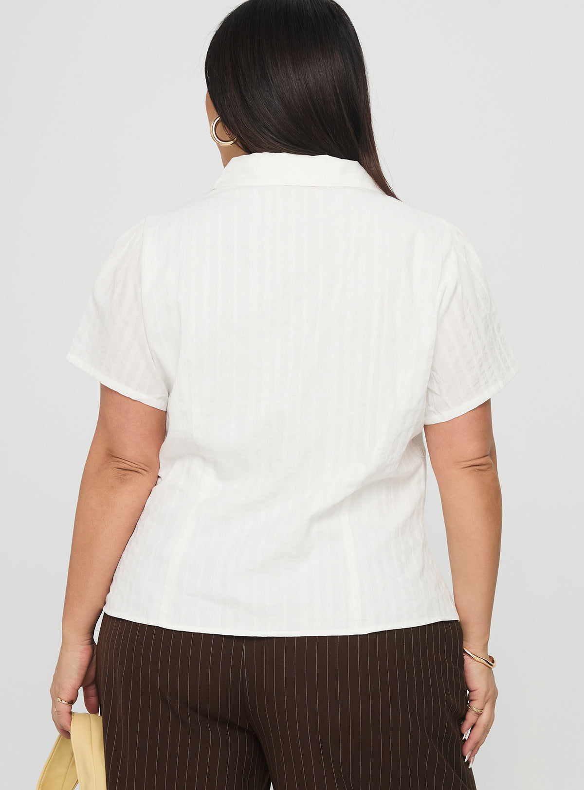 What A Show Button Up Top White Curve
