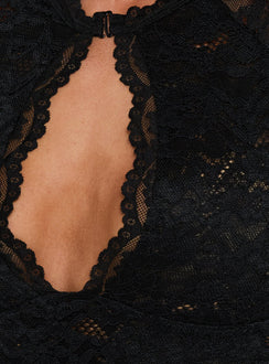 Quinbie Lace Short Sleeve Mini Dress Black